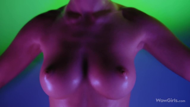 Обнажение с невероятно сильной эстетической ноткой